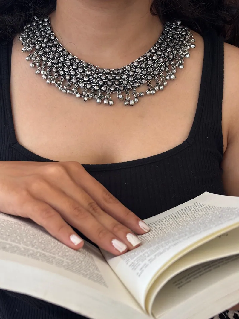 Ghoongroo elegance choker