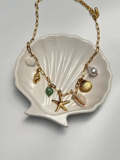 Star fish sea charm neckpiece